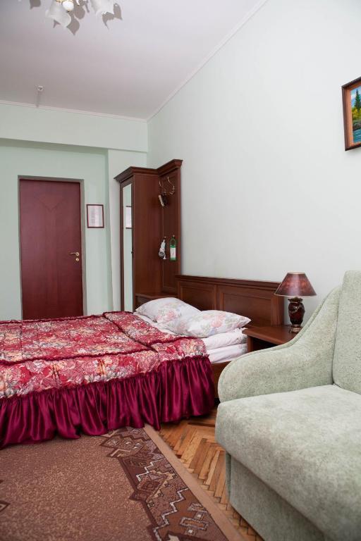 Ялинка Готель Vyshkiv Cameră foto
